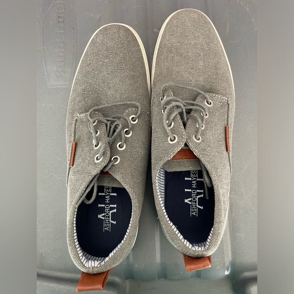 Ashford Hayes Men’s Sized 7.5 Grey Casual Tie Up Sneakers